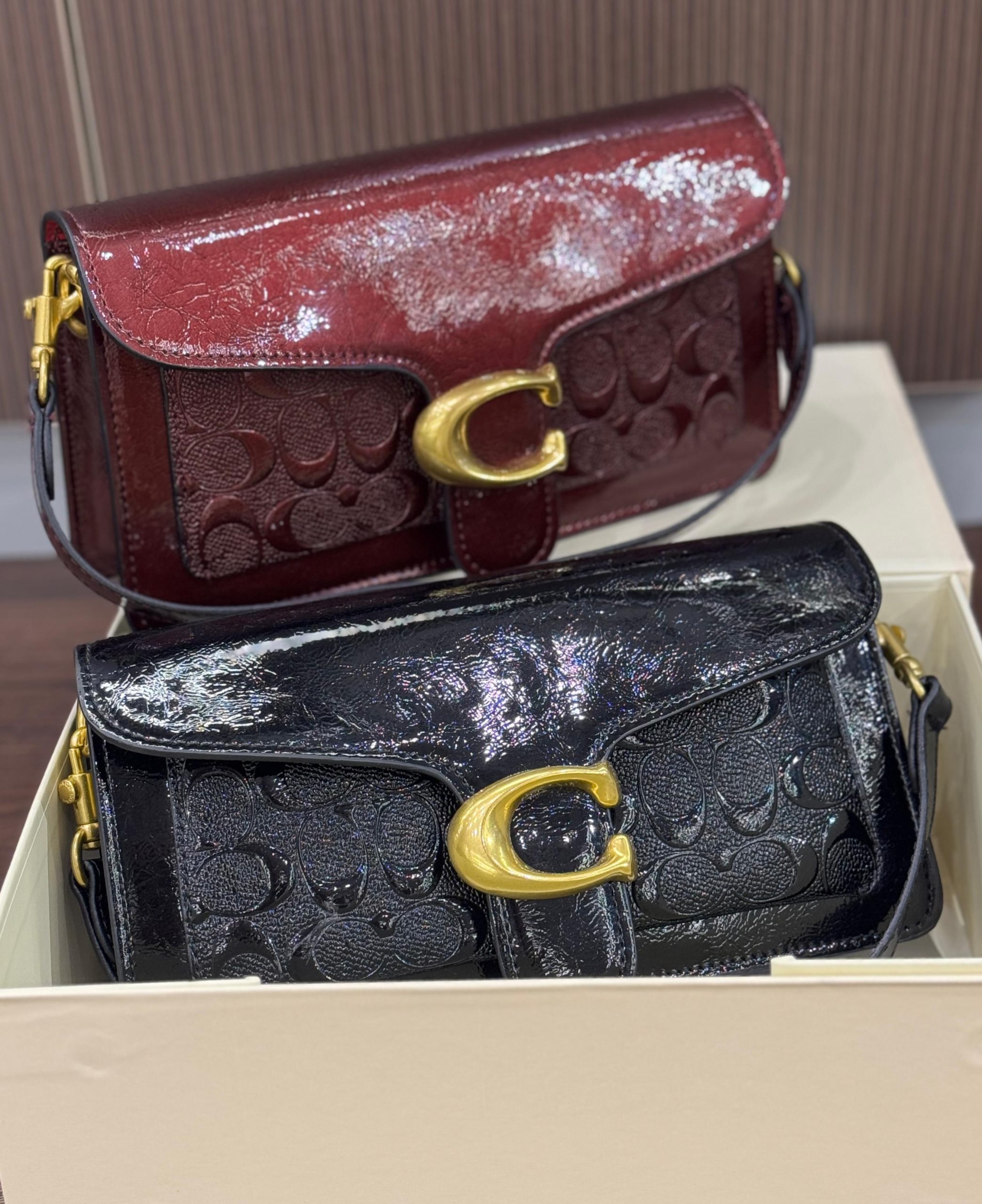 1080a3e1-7e79-416e-8e68-48d8178bc987 Coach Tabby Shoulder Bag