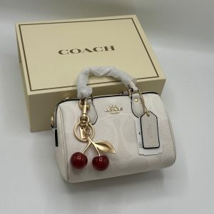 COACH
