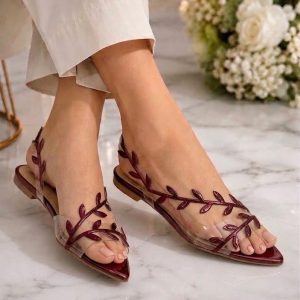 *Gianvito Rossi*
SLIDES 
Size 36 to 42 
Brand box